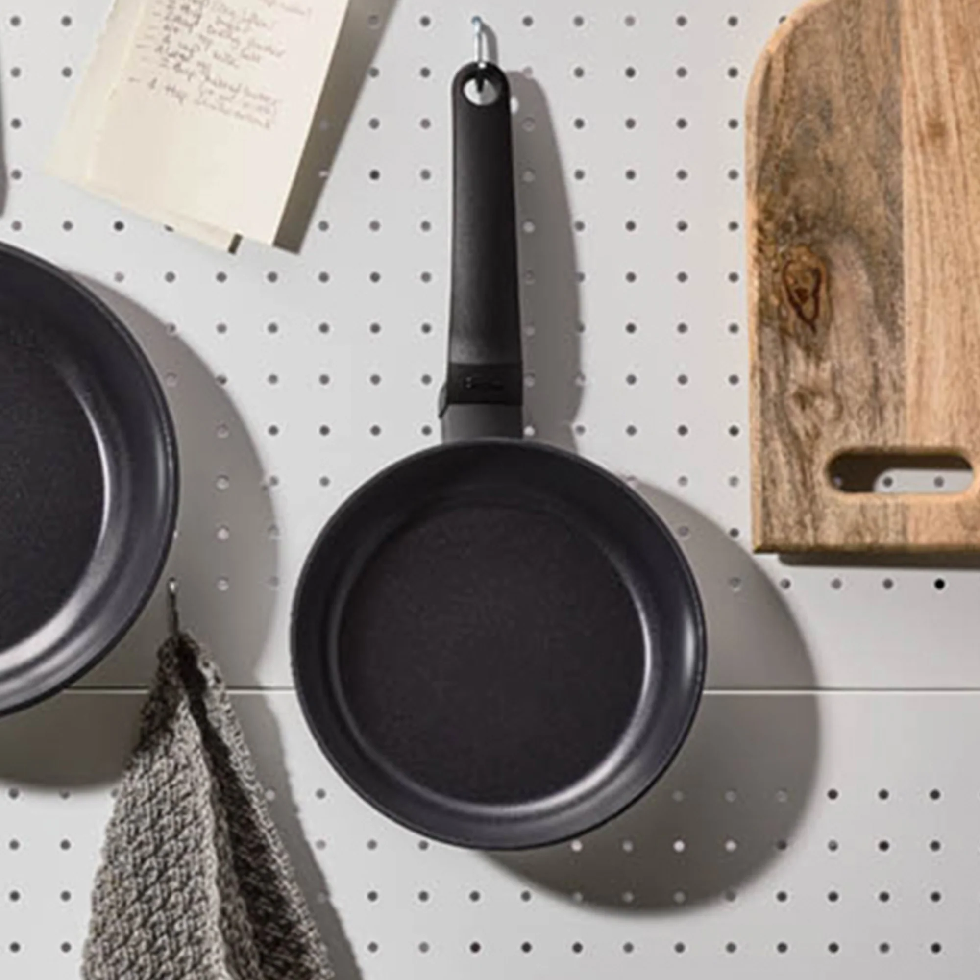 Fissler Ceratal Evo Classic Ceramic Non-Stick Frying Pan - Image 11