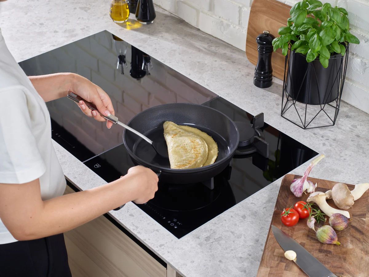 Ceratal® Comfort Ceramic Frying Pan - Image 18