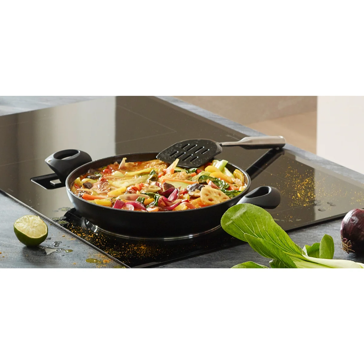 Fissler Essential® Serving Pan 11 Inch - Image 3