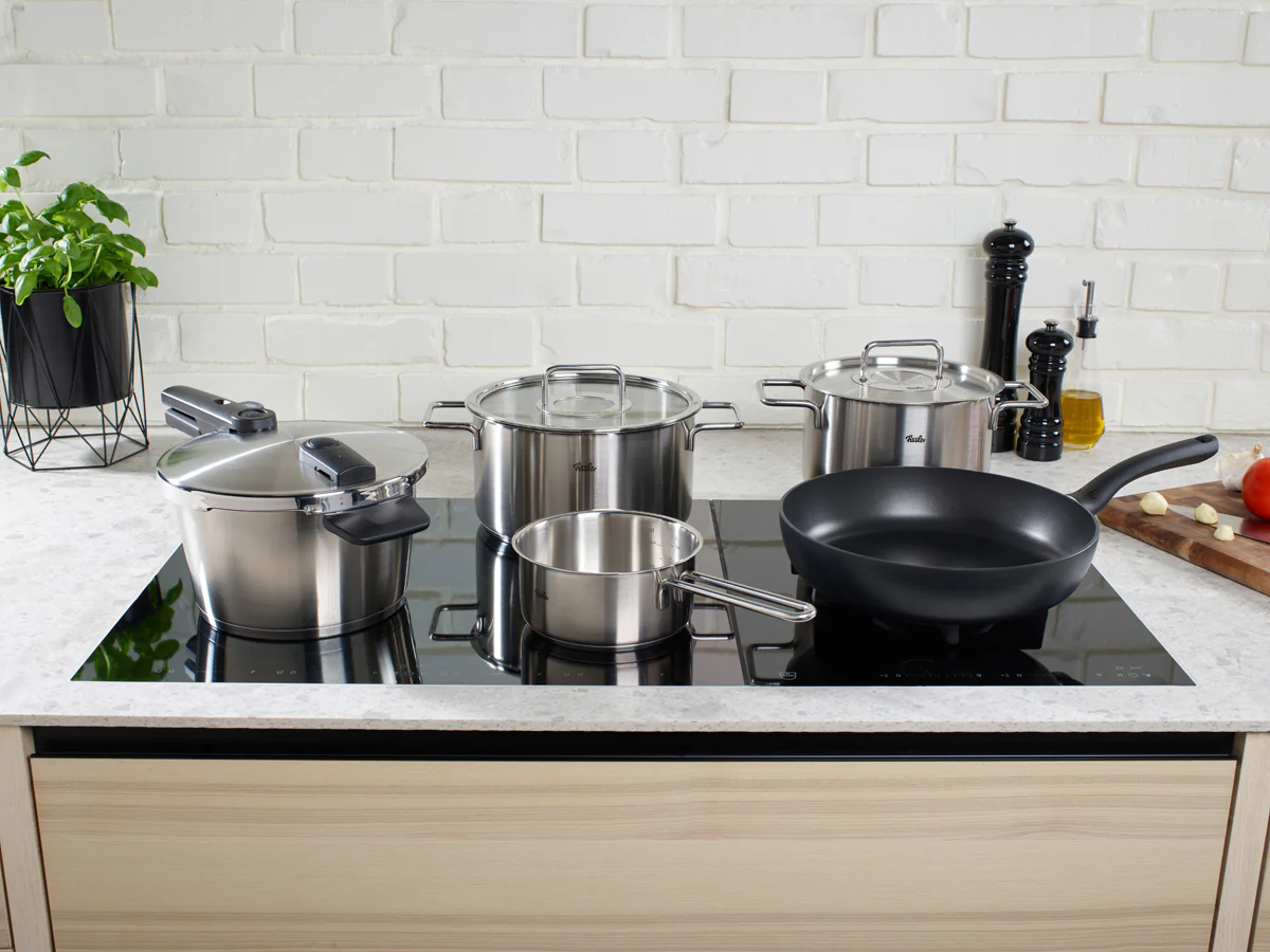 Fissler Pure Collection Casserole with Glass Lid - Image 15
