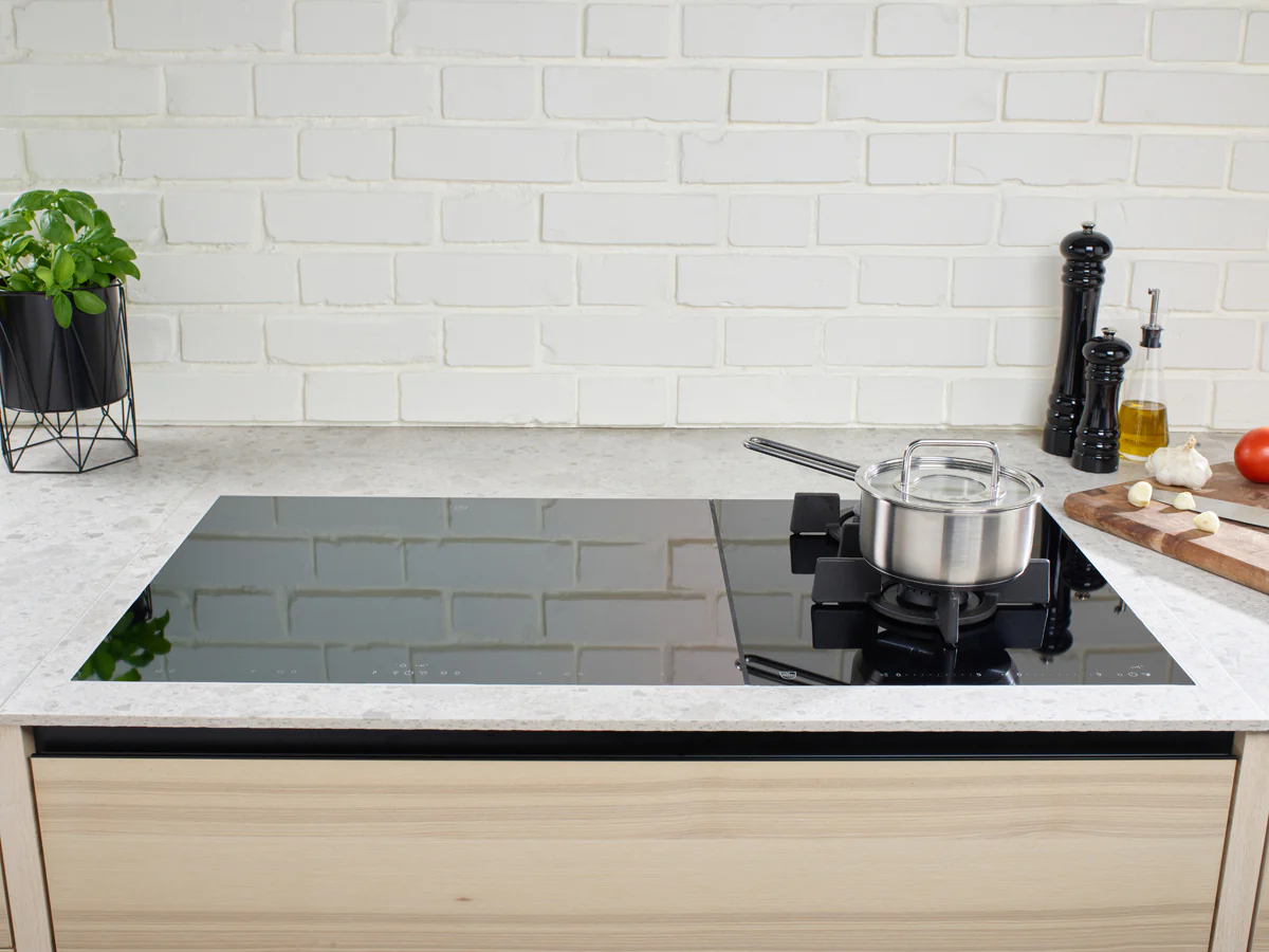Pure Collection Stainless Steel Saucepan, 1.5 Quart - Image 14