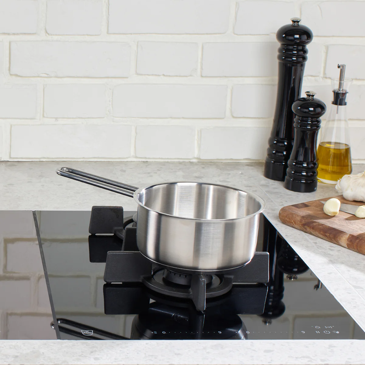 Pure Collection Stainless Steel Saucepan, 1.5 Quart - Image 9