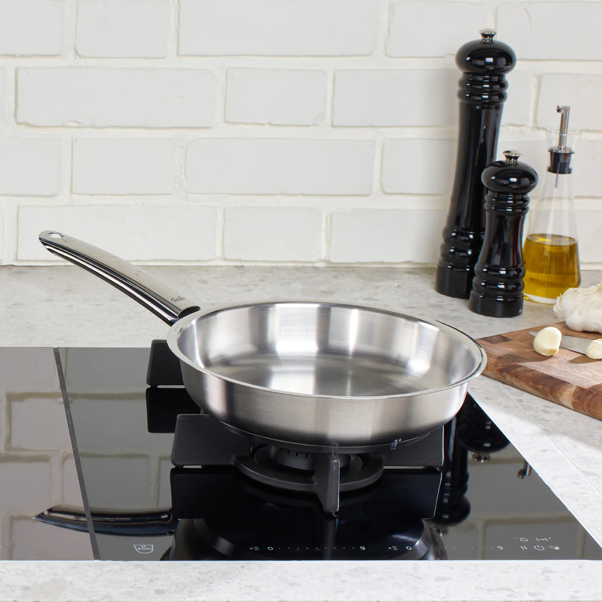 Pure Collection Frying Pan, 8-inch - Image 12