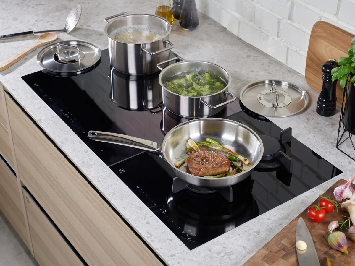 Pure Collection Frying Pan, 8-inch - Image 15
