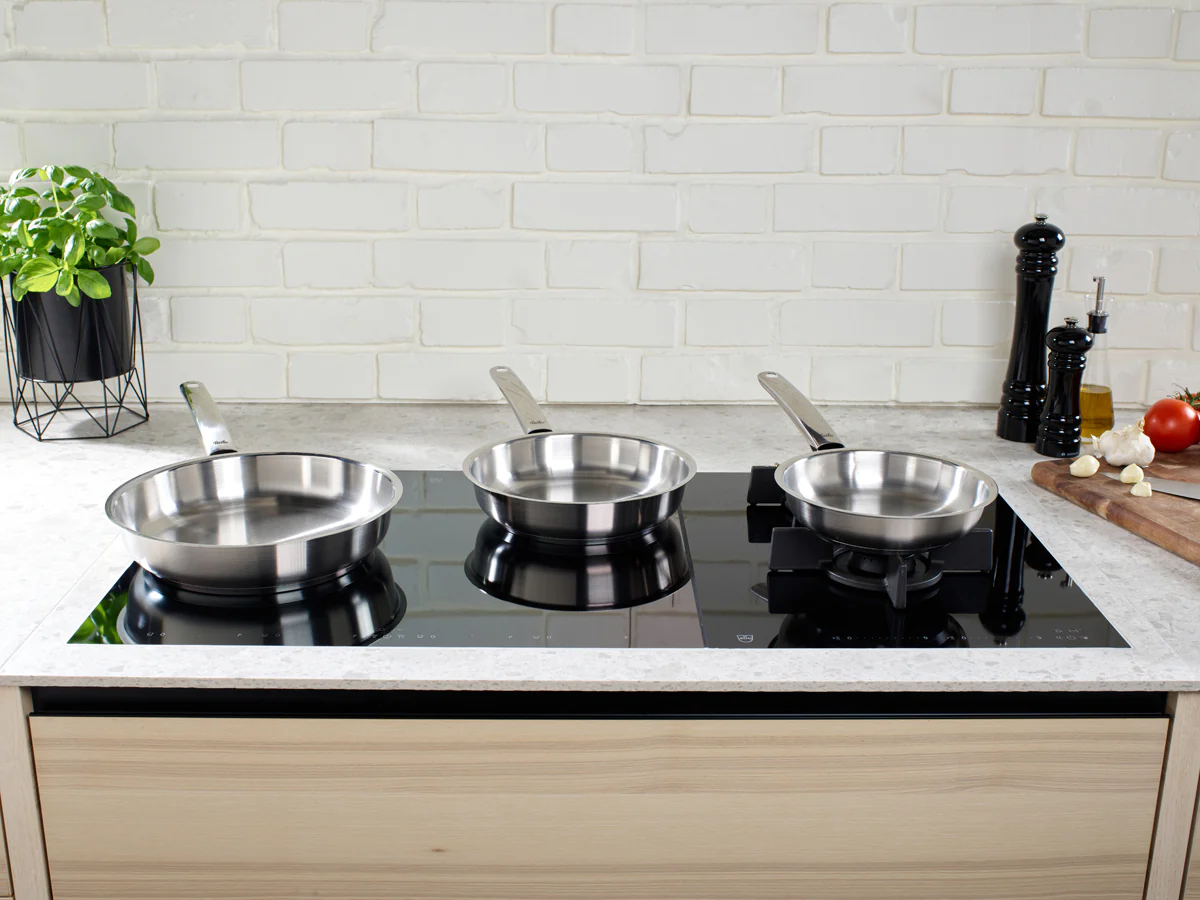 Pure Collection Frying Pan, 8-inch - Image 5